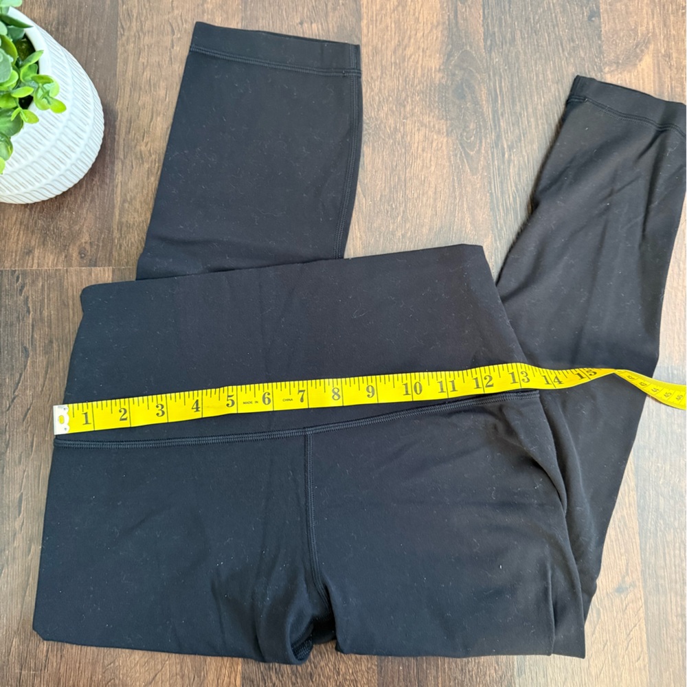 Lululemon Align Crop Legging - Picture 2 of 8